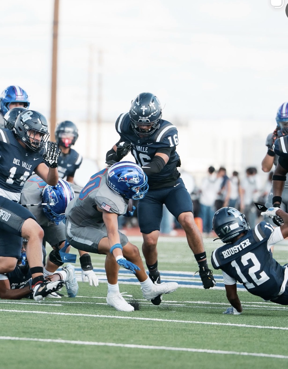 DEL VALLE HOLDS OFF AMERICAS IN AFTERNOON THRILLER, 45-40