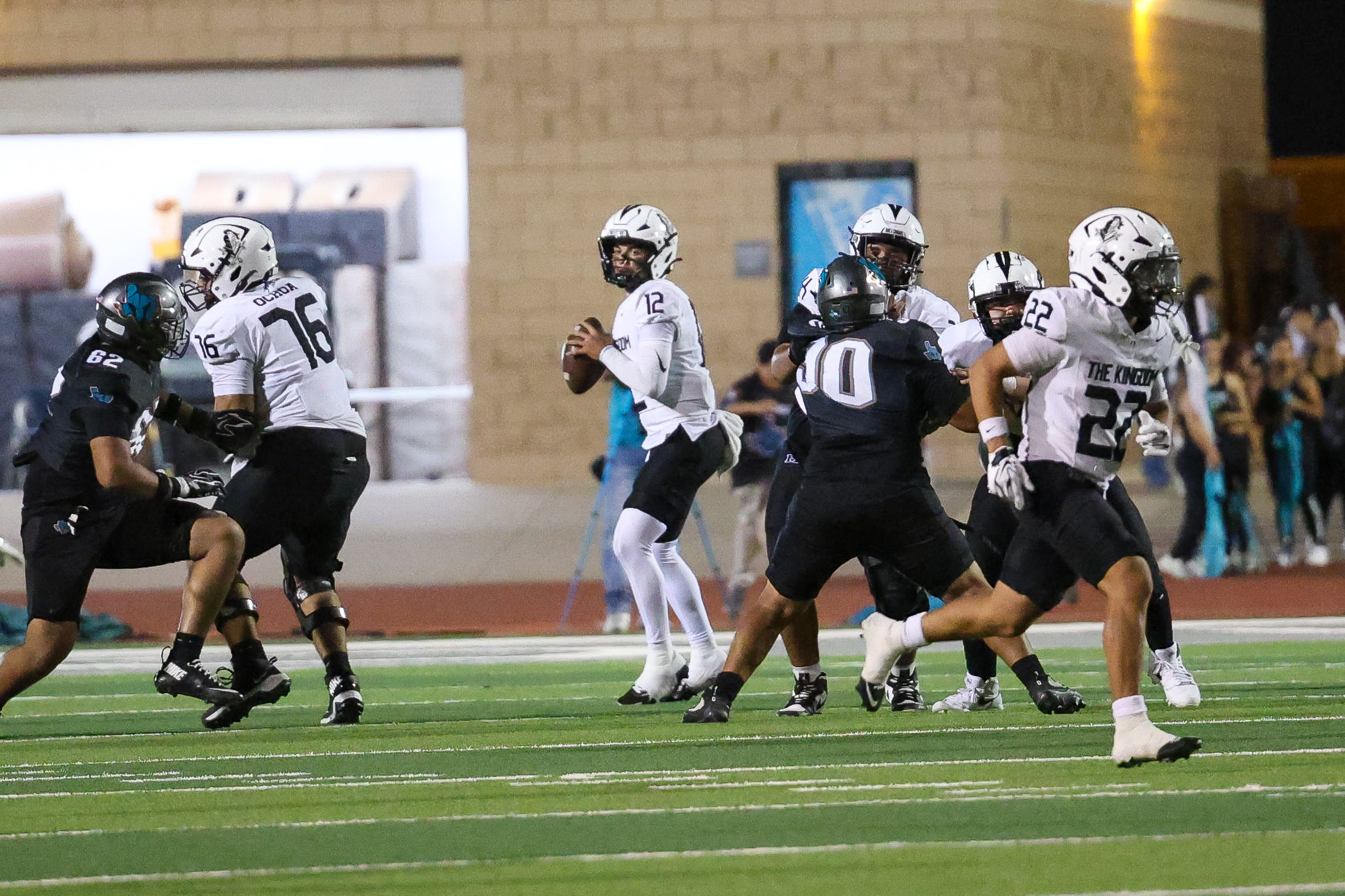 Pebble Hills survives Hanks, 49-44, in wild Thursday night shootout at SAC I